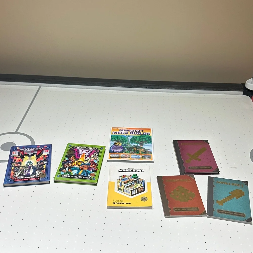 Video Game Minecraft book Collection - Multicolor